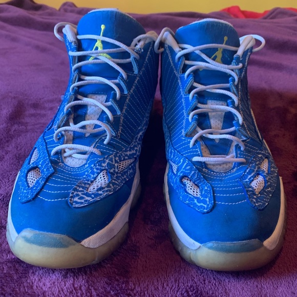 jordan 11 ie blue